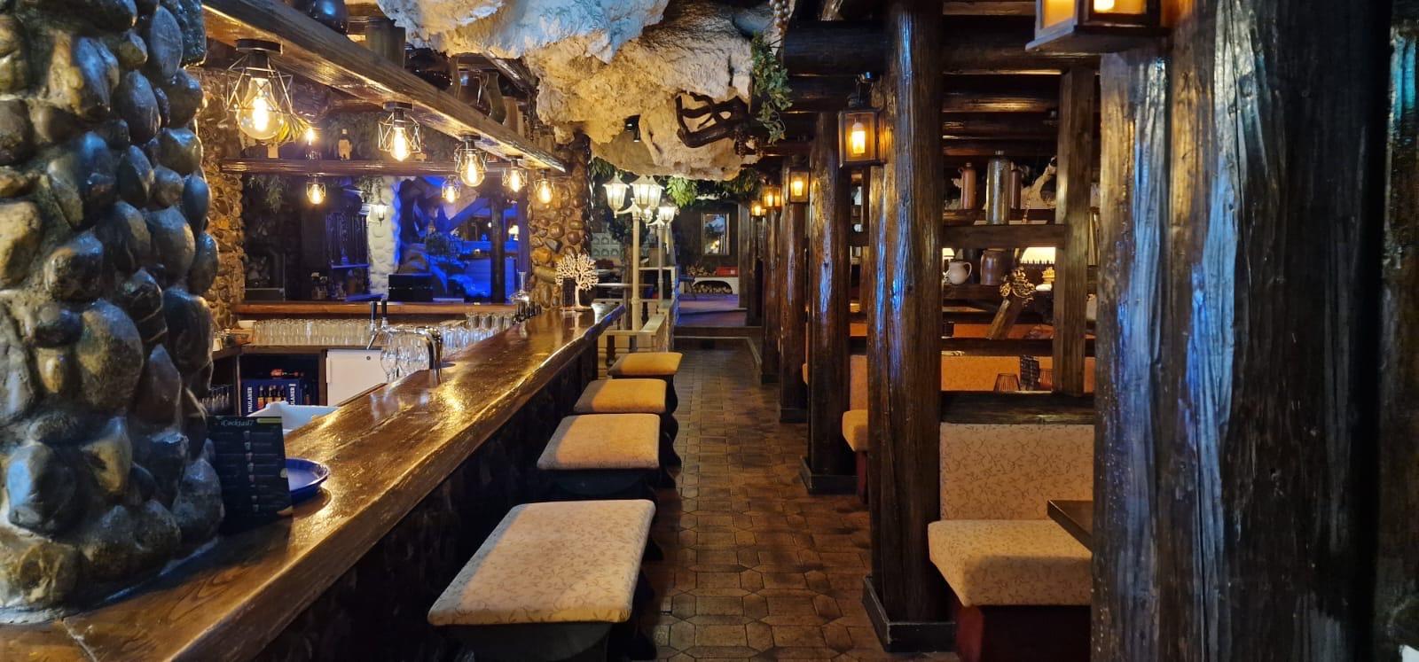 Moonlight Lounge - bar-interior.jpg